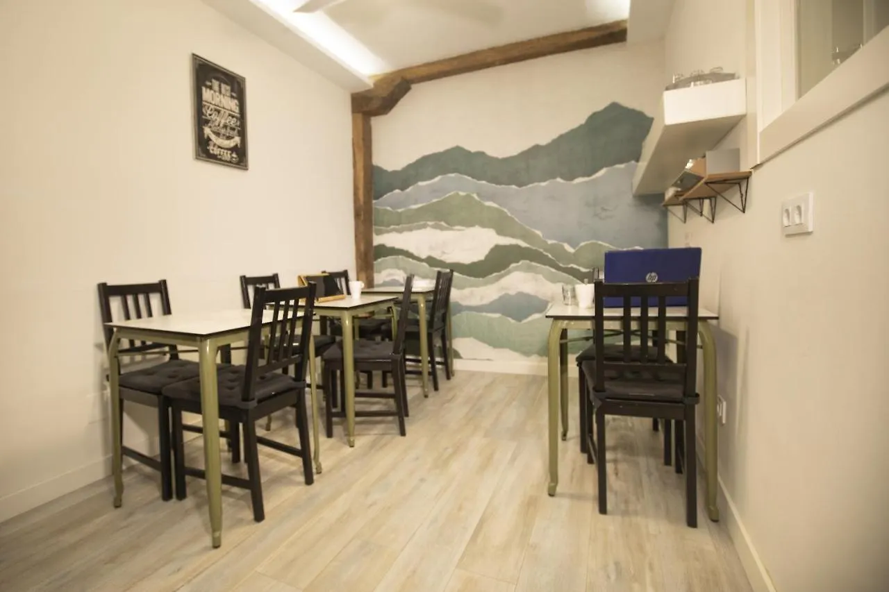 Hostel Alojamientos Cantiber Santander